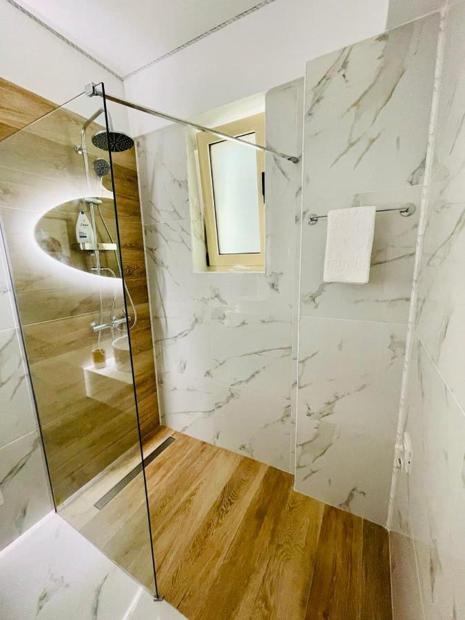 Luxury Studio - Maison 103 - Stefan Building Complex Apartman Năvodari Kültér fotó