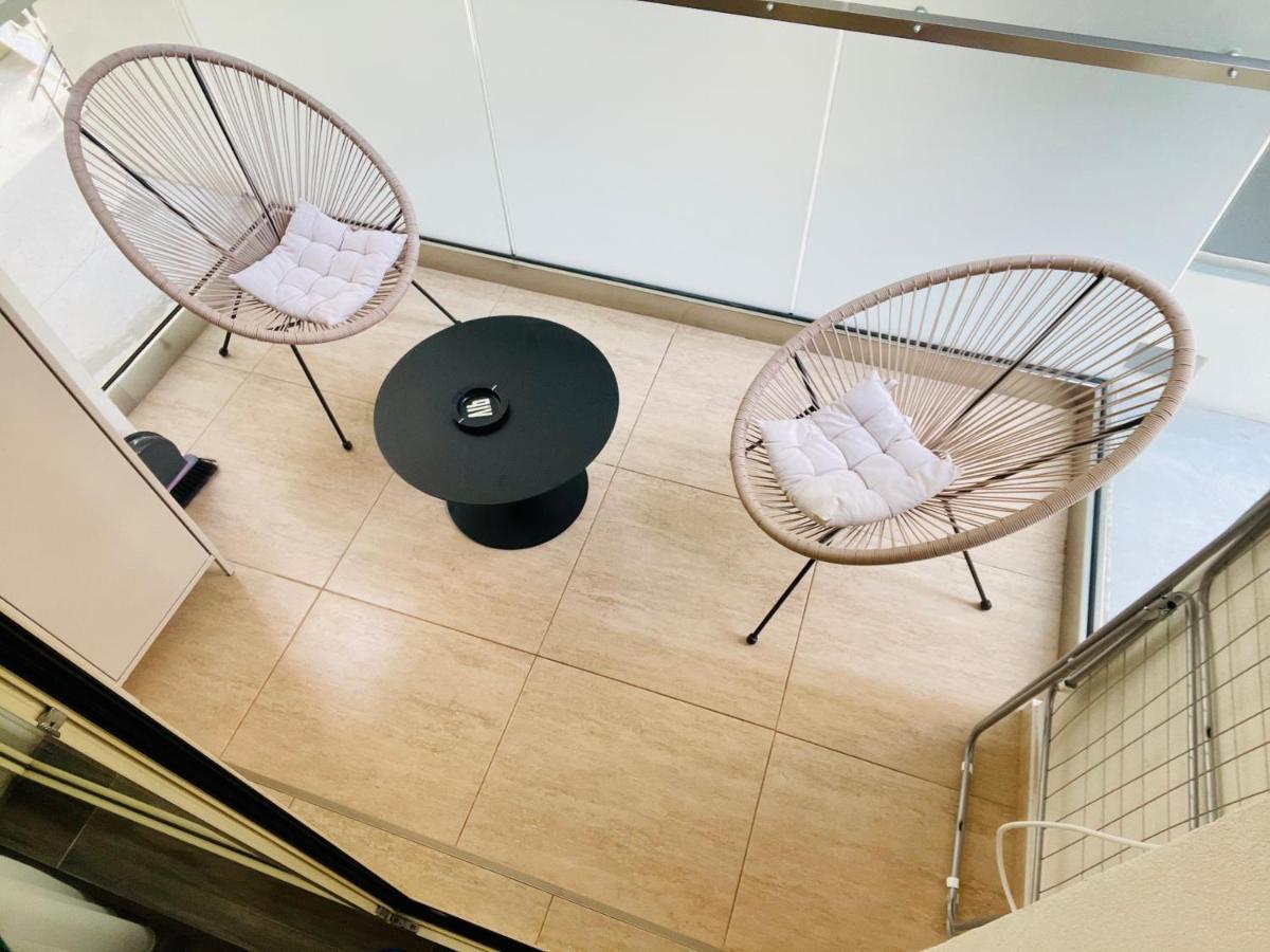 Luxury Studio - Maison 103 - Stefan Building Complex Apartman Năvodari Kültér fotó