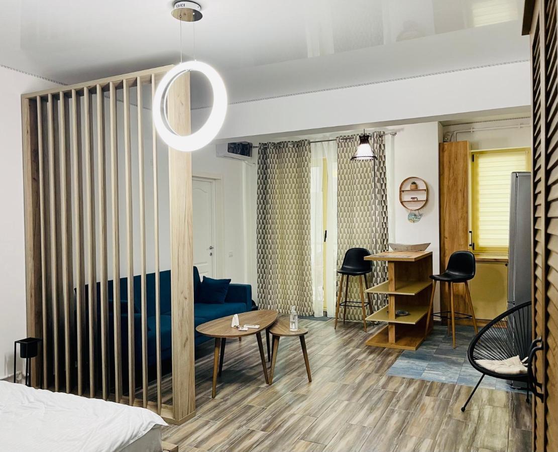 Luxury Studio - Maison 103 - Stefan Building Complex Apartman Năvodari Kültér fotó