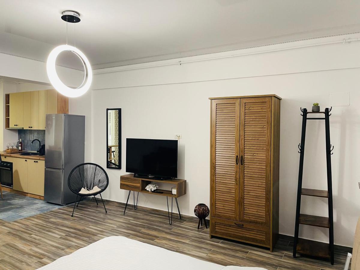 Luxury Studio - Maison 103 - Stefan Building Complex Apartman Năvodari Kültér fotó